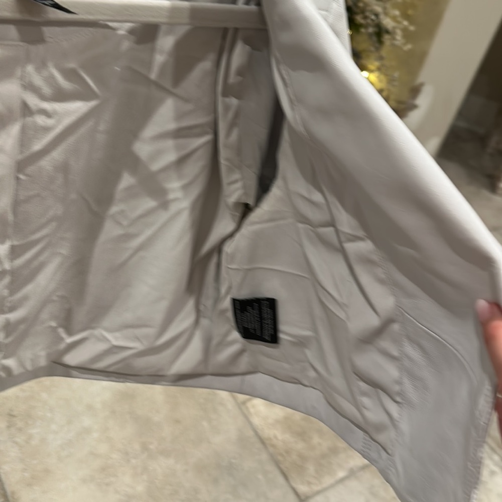 LaMarque cropped biker jacket/ almost new - Picture 3 of 4